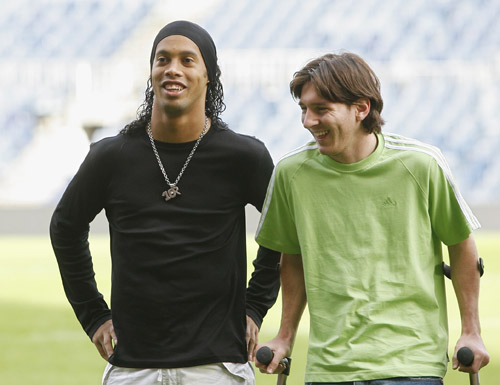 祝贺！梅西斩获第47个冠军，美职联总决赛：迈阿密国际3-1温哥华（梅西收获生涯第47冠！迈阿密国际3-1击败温哥华，美职联总决赛告捷）