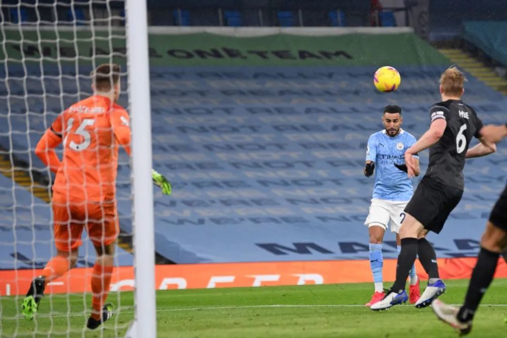 官方：中超俱乐部单财年支出不得超出6亿，外援最多300万欧（官方通告：中超俱乐部单个财年支出上限6亿元，外援最高300万欧元）