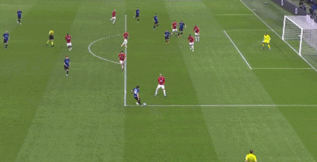 要打出来了？徐昕vs辽宁男篮砍14分6板2助 赛后采访逗乐记者（徐昕对阵辽宁砍14分6板2助，赛后妙语逗笑记者：要迎来爆发了吗？）