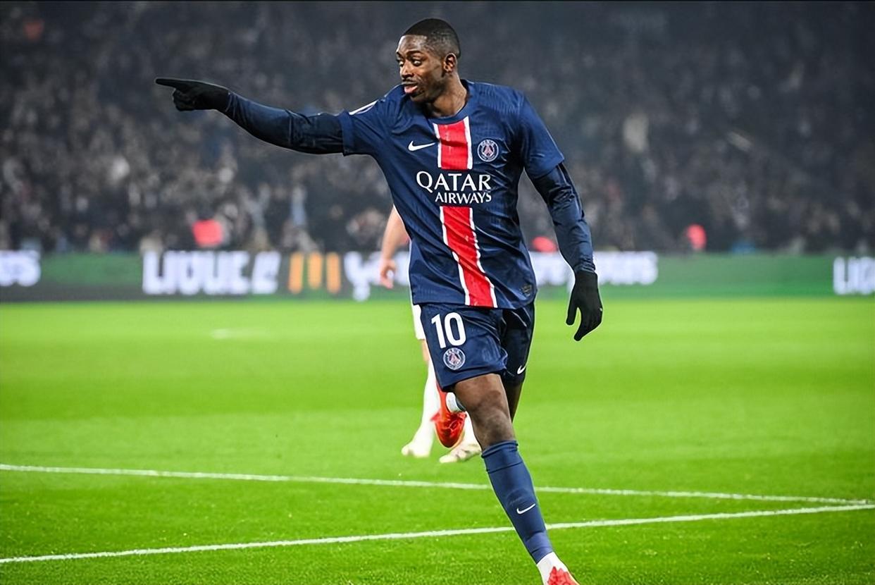 青岛西海岸总经理：郑智确实是球队新任主帅候选人之一（青岛西海岸总经理确认：郑智进入新任主帅候选行列）