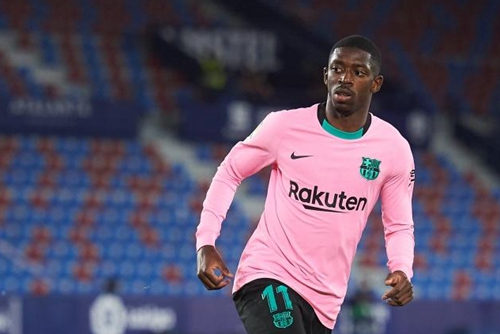 巴媒：内马尔左膝疼痛，或将缺席桑托斯的下一场比赛（据巴媒报道，内马尔左膝不适，可能缺席桑托斯下轮比赛）