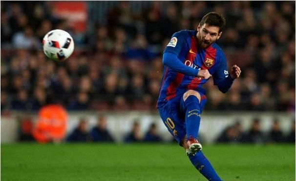 湖人詹姆斯关键封盖锁定胜局（詹姆斯关键大帽助湖人取胜）