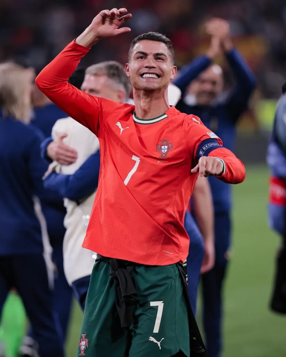 门兴格拉德巴赫vsRB莱比锡：诺伊豪斯、尼科-埃尔维迪首发，劳姆、古拉西奇出战（门兴格拉德巴赫迎战RB莱比锡：诺伊豪斯、尼科-埃尔维迪先发，劳姆与古拉西奇出场）