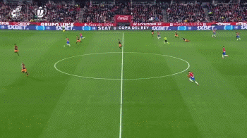 萨56：阿莱格里接手帅位后给我打了电话，并希望我留队（萨56：阿莱格里接任后来电挽留，盼我留队）