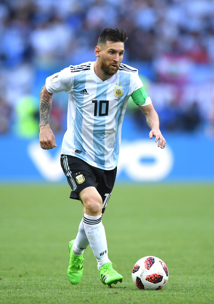 德转巴甲身价前10：巴萨旧将罗克3500万欧第1，内马尔未上榜（德转发布巴甲身价TOP10：巴萨旧将罗克3500万欧登顶，内马尔无缘榜单）