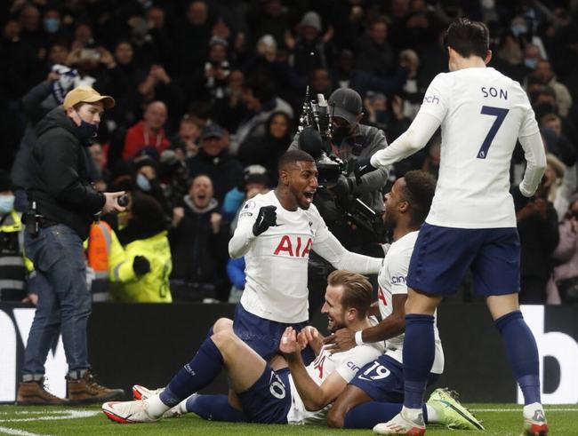 讽刺克莱？莫兰特：今晚最好的射手不是来自勇士那老兄（莫兰特疑似调侃克莱：今晚最佳射手不是勇士那位）