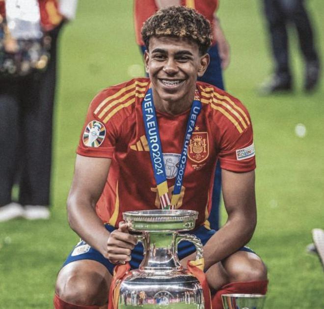 博主：马雷斯卡有意凯恩，且希望他可以帮助蓝军重返巅峰（博主：马雷斯卡想签凯恩，期待其助蓝军重回巅峰）